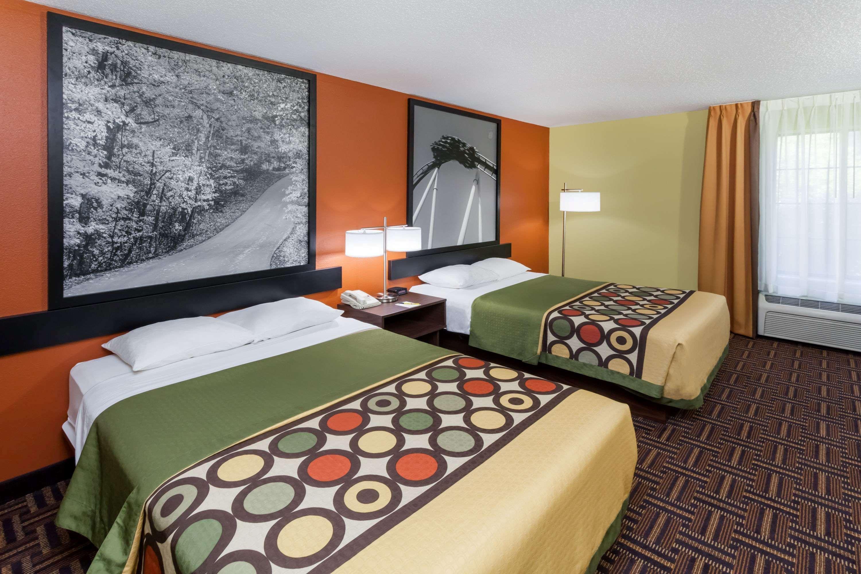 Super 8 By Wyndham Rochester Ngoại thất bức ảnh