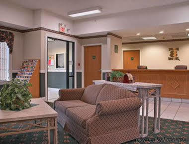 Super 8 By Wyndham Rochester Ngoại thất bức ảnh